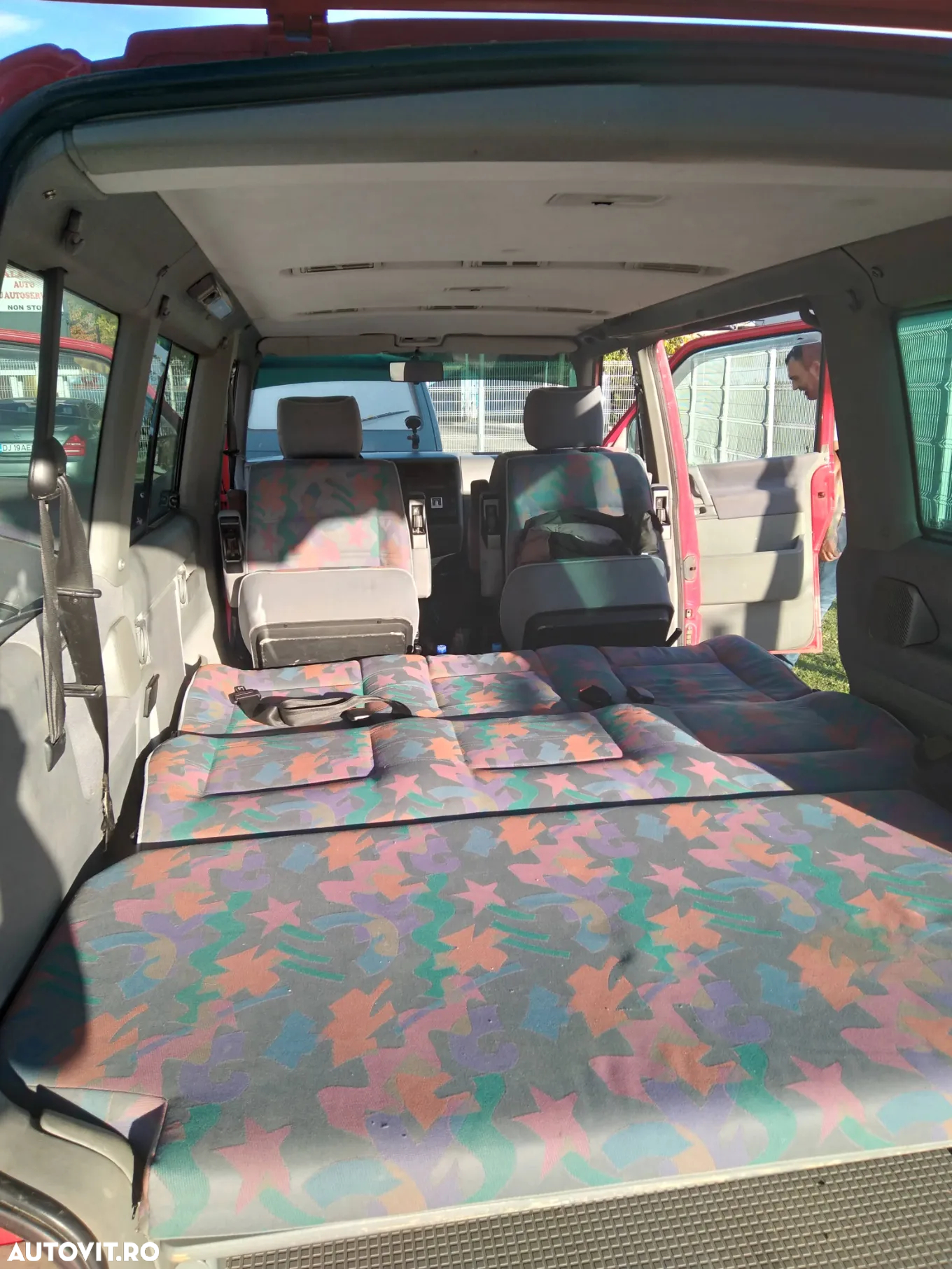 Volkswagen Multivan - 18