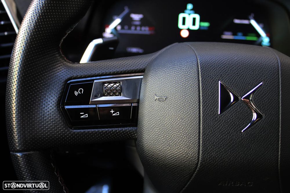 DS DS7 Crossback - 36