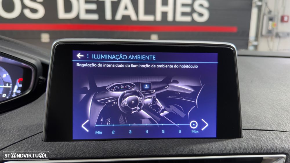 Peugeot 3008 1.2 PureTech Allure J18 - 29