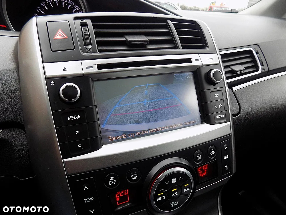 Toyota Verso 1.6 D-4D 5-Sitzer Start/Stop Executive - 18