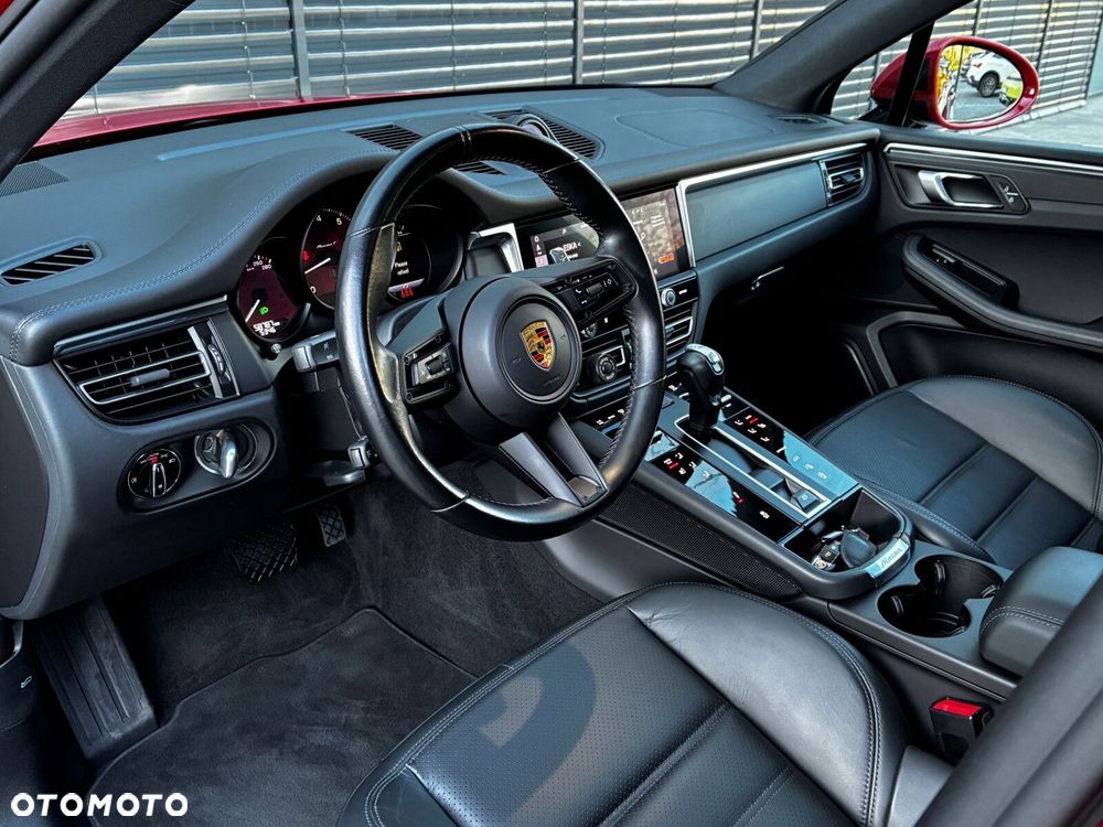Porsche Macan - 23