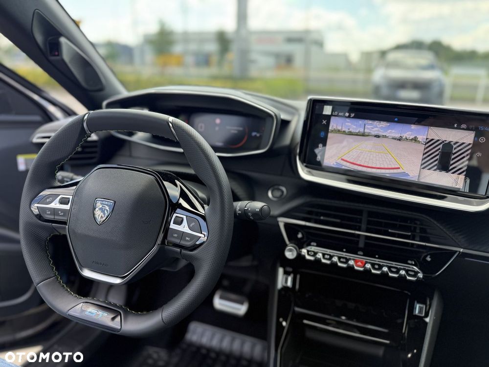 Peugeot 2008 PureTech mHEV GT E-DCS6 - 22