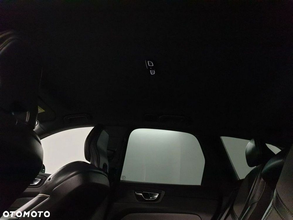 Volvo XC 60 B4 D Geartronic RDesign - 27