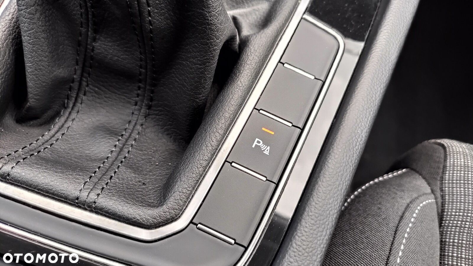 Volkswagen Passat - 29
