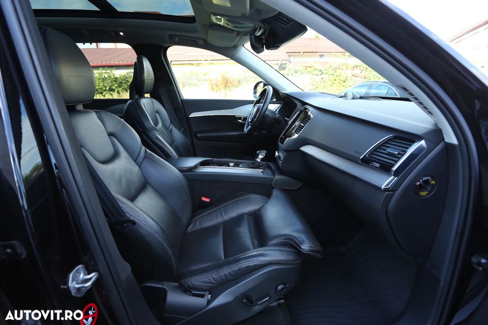 Volvo XC 90 D5 AWD Geartronic Inscription - 8