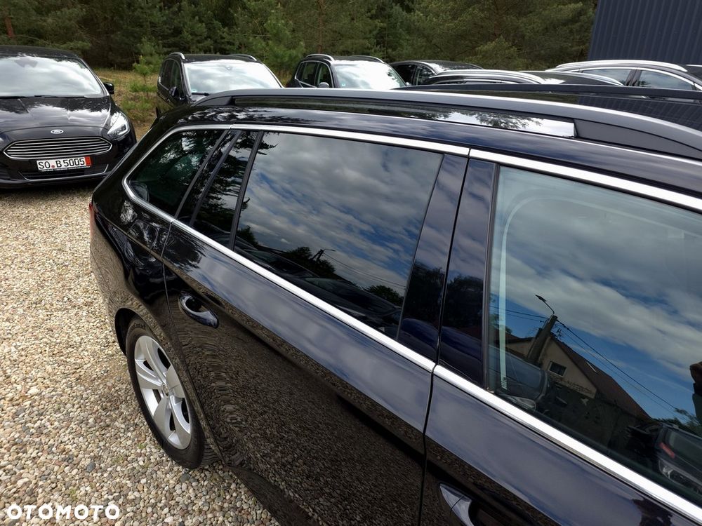 Skoda Superb 2.0 TDI Style DSG - 24