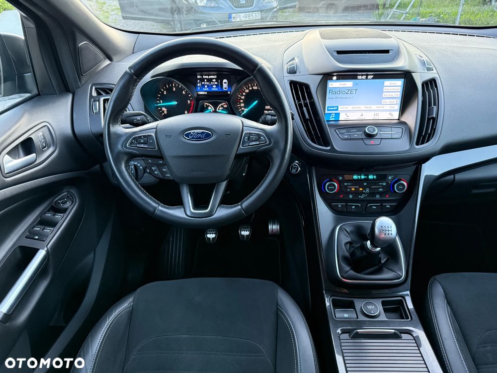 Ford Kuga 2.0 TDCi 4x2 ST-Line - 29