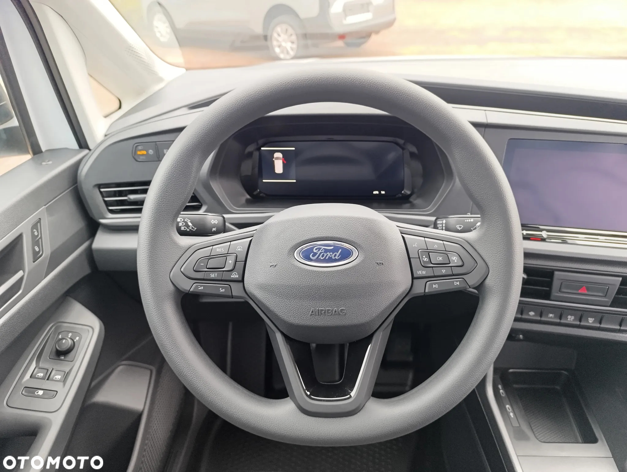 Ford Transit Connect - 21