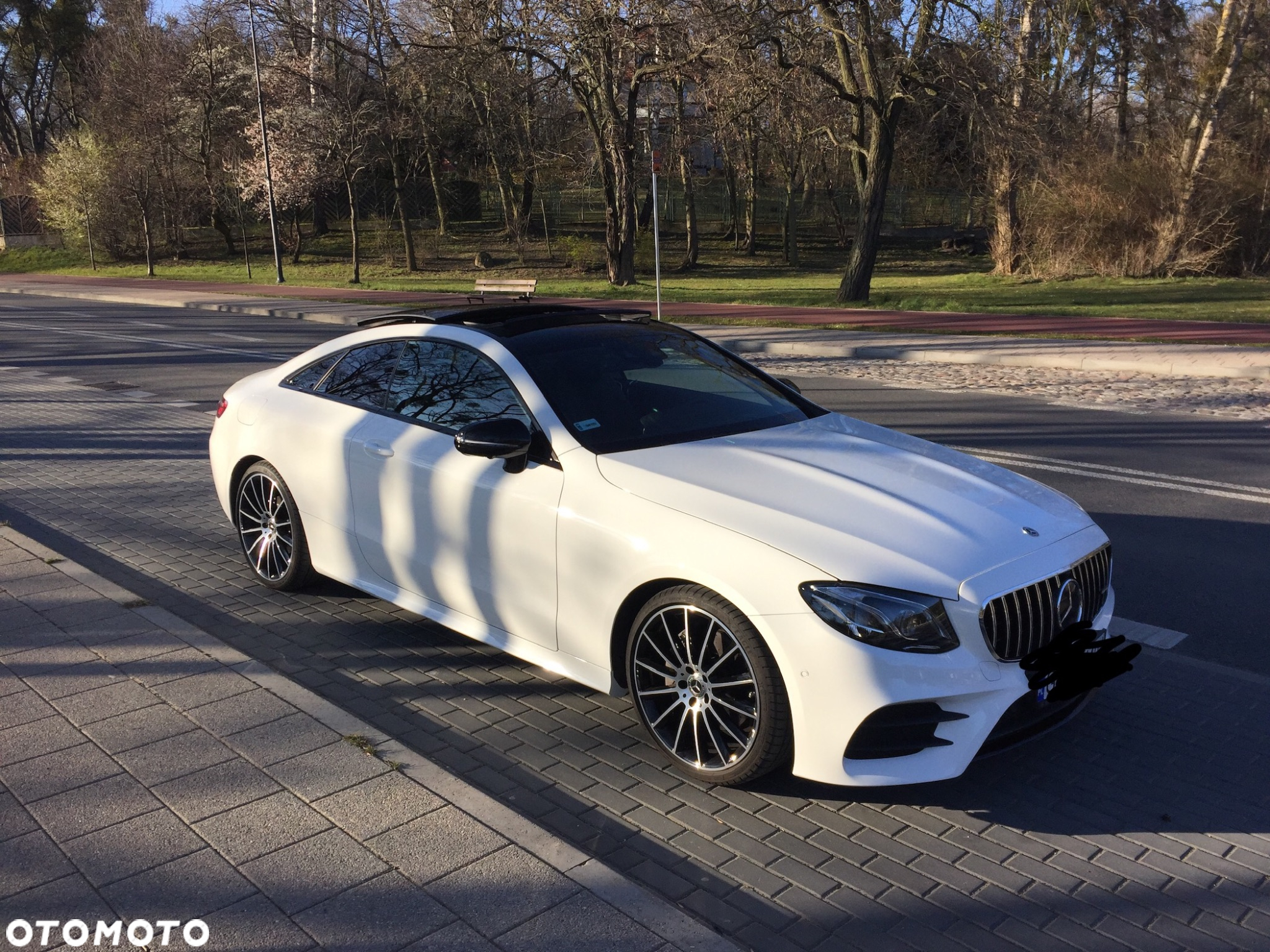 Mercedes-Benz Klasa E 200 Coupe 9G-TRONIC - 18