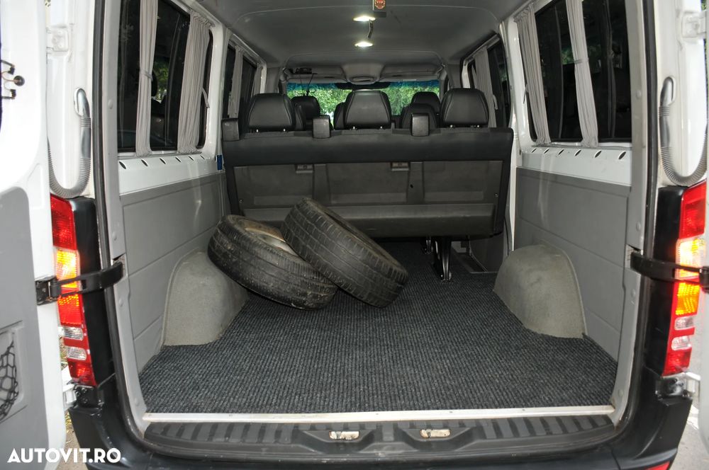Mercedes-Benz Sprinter - 11