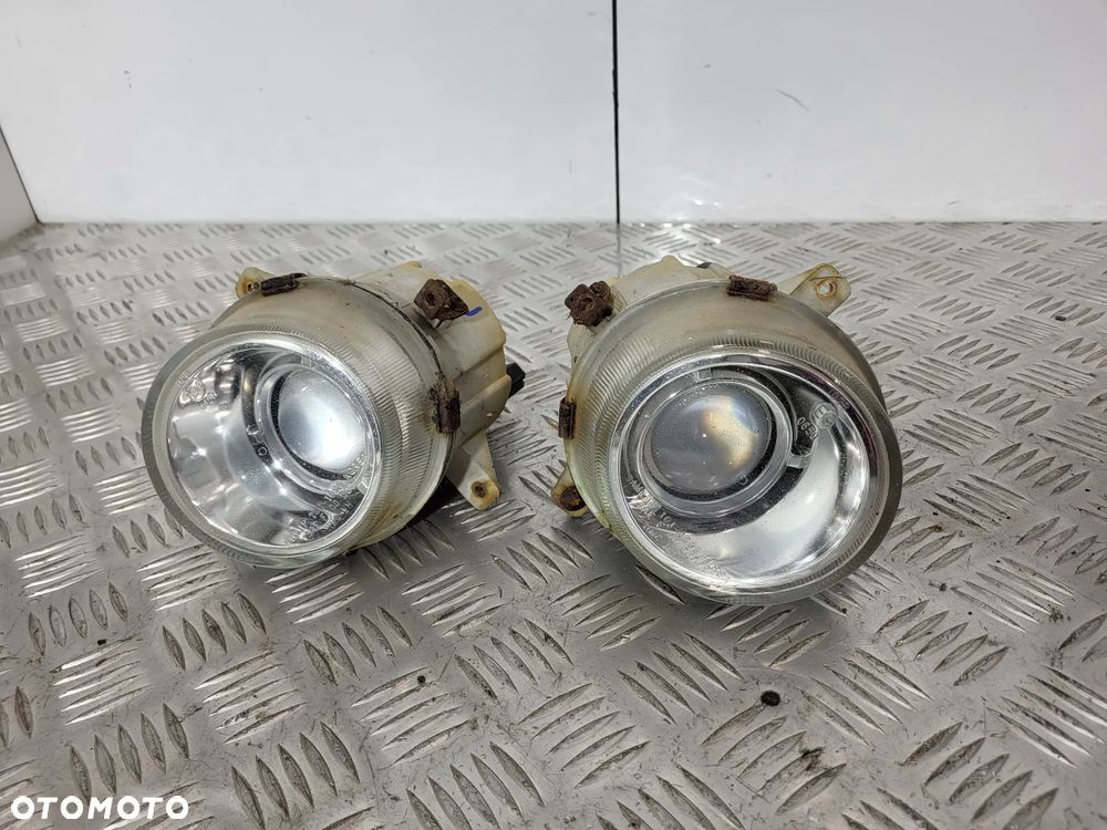 Hyundai Terracan Halogen Lewy Prawy Przód - 1
