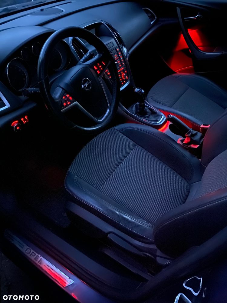Opel Astra 1.4 T Cosmo - 20