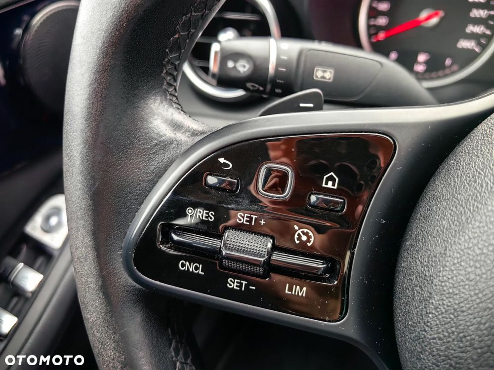 Mercedes-Benz Klasa C 160 Business Edition 9G-TRONIC - 17
