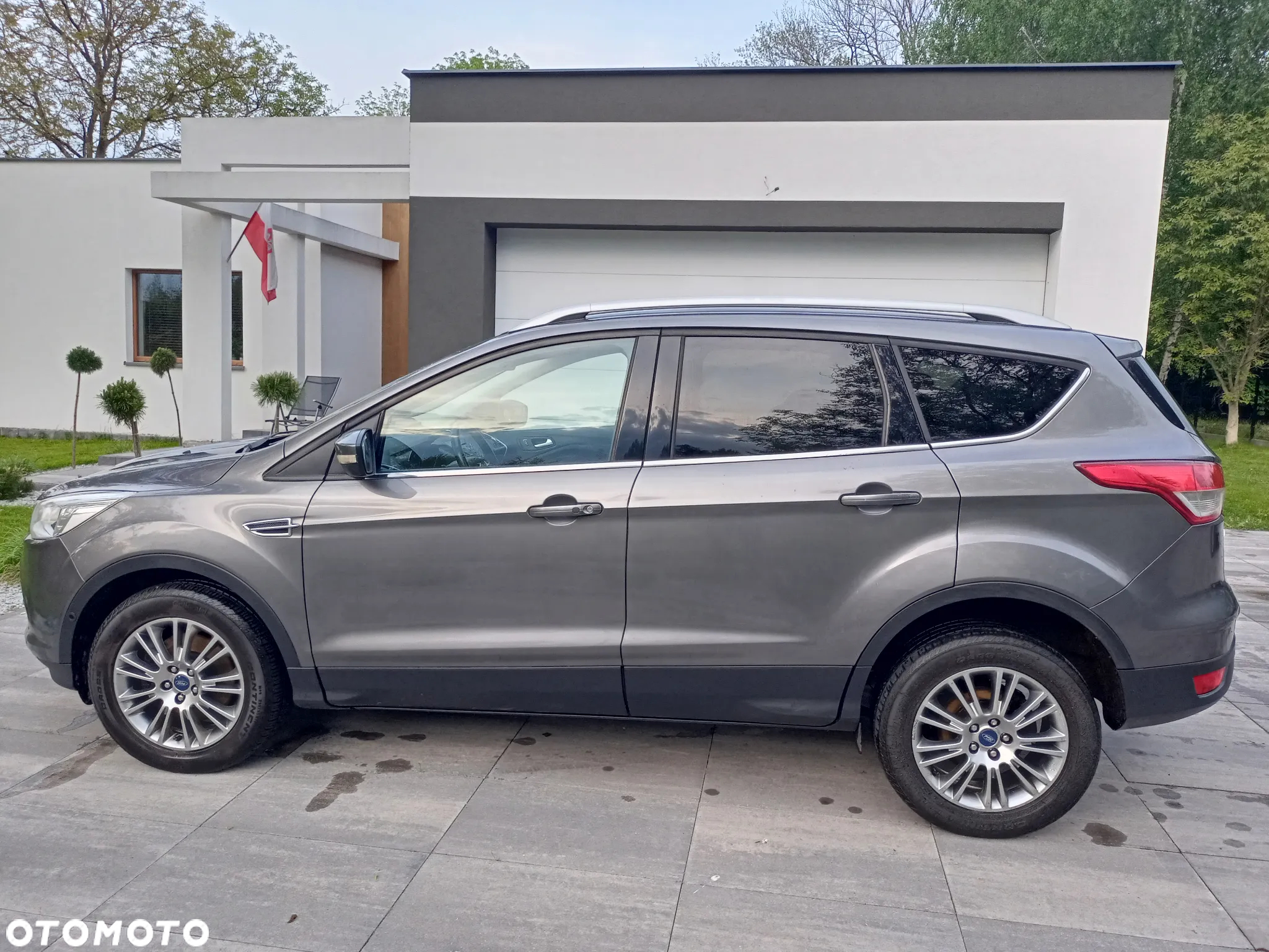 Ford Kuga 2.0 TDCi Individual - 4