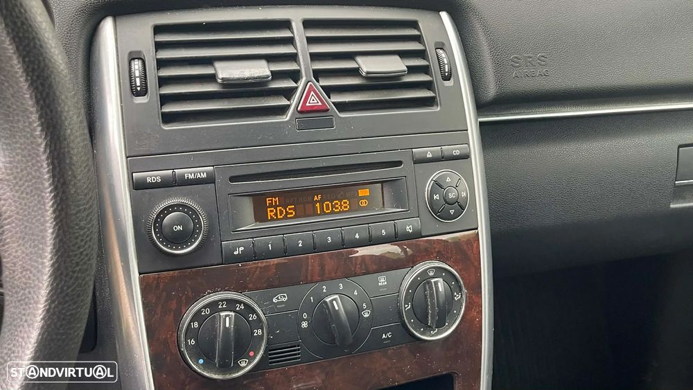 Mercedes-Benz B 150 BlueEFFICIENCY - 11