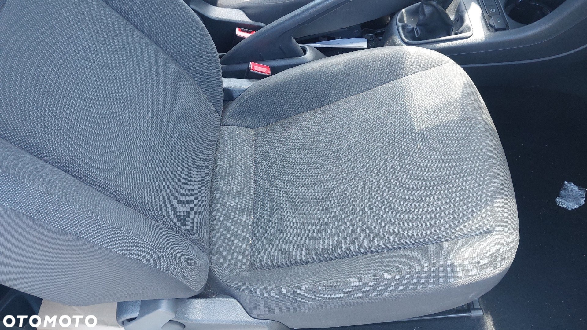 Volkswagen up! Standard - 28