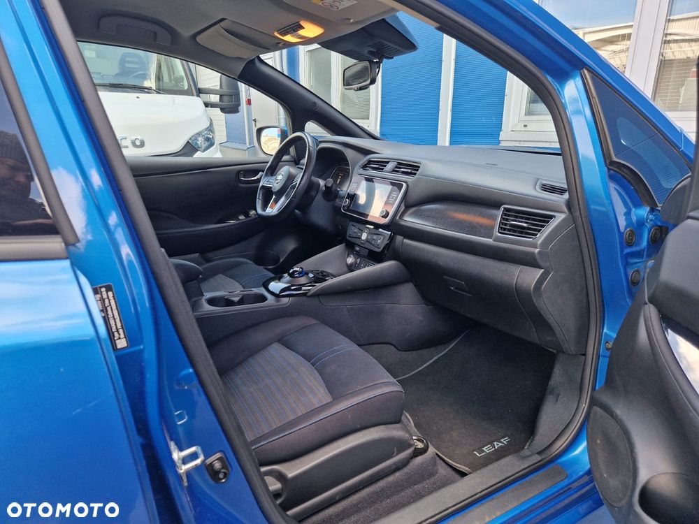 Nissan Leaf 40kWh N-Connecta - 9