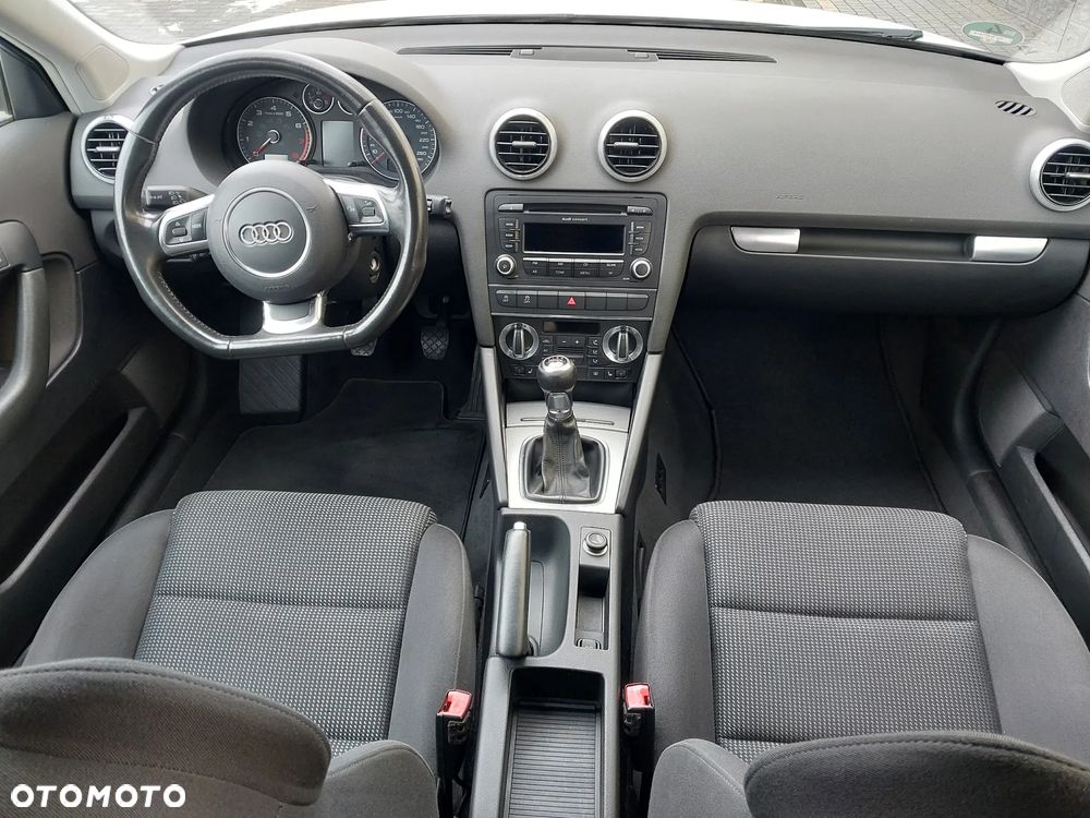 Audi A3 Sportback 1.4 TFSI S Line Sportpaket plus - 7