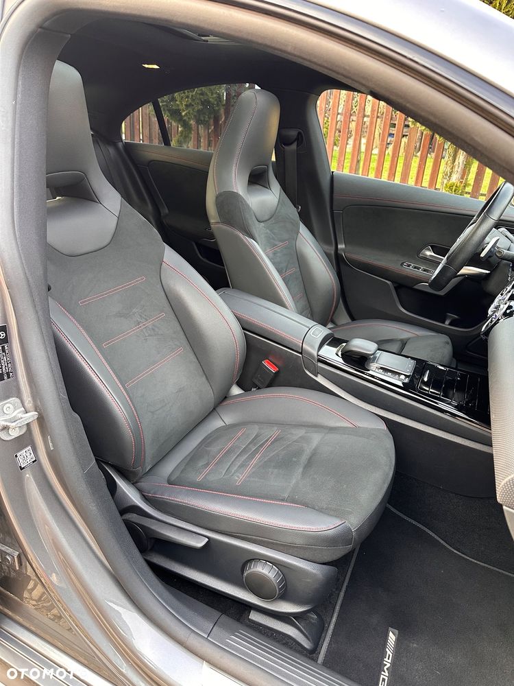 Mercedes-Benz CLA 200 d AMG Line 8G-DCT - 8