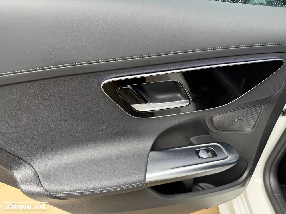 Mercedes-Benz C 220 d AMG Line - 22