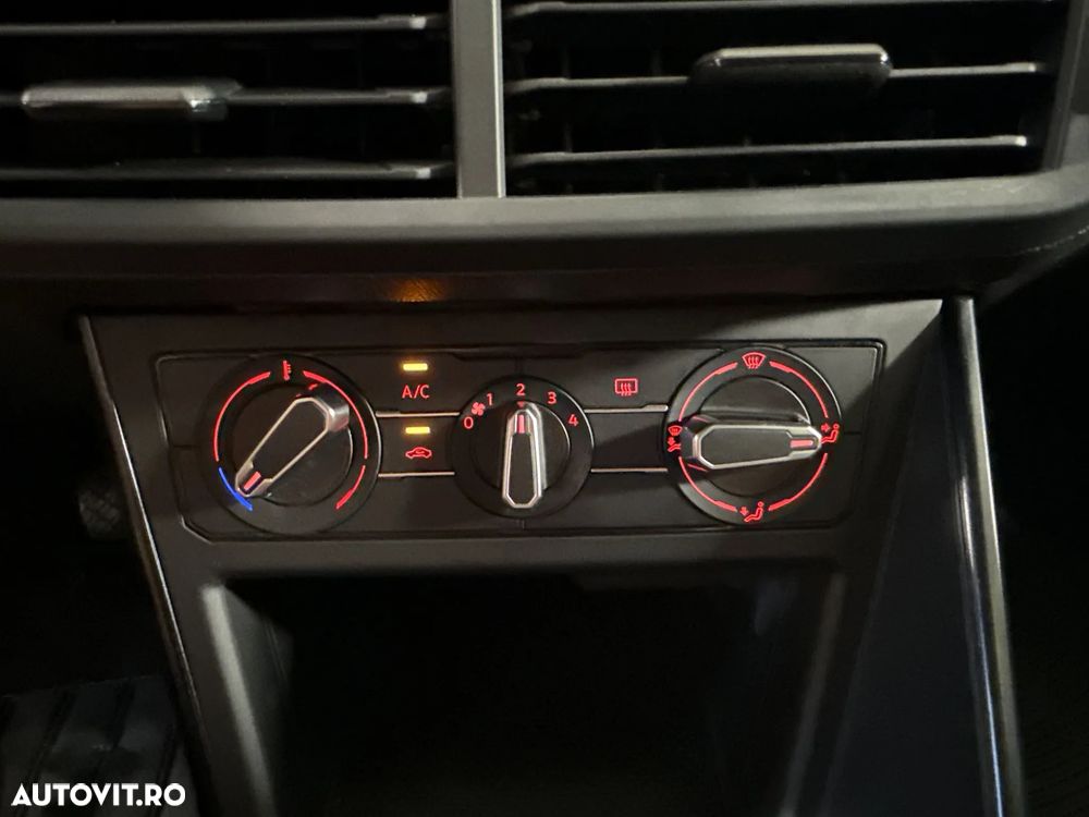 Volkswagen Polo - 18