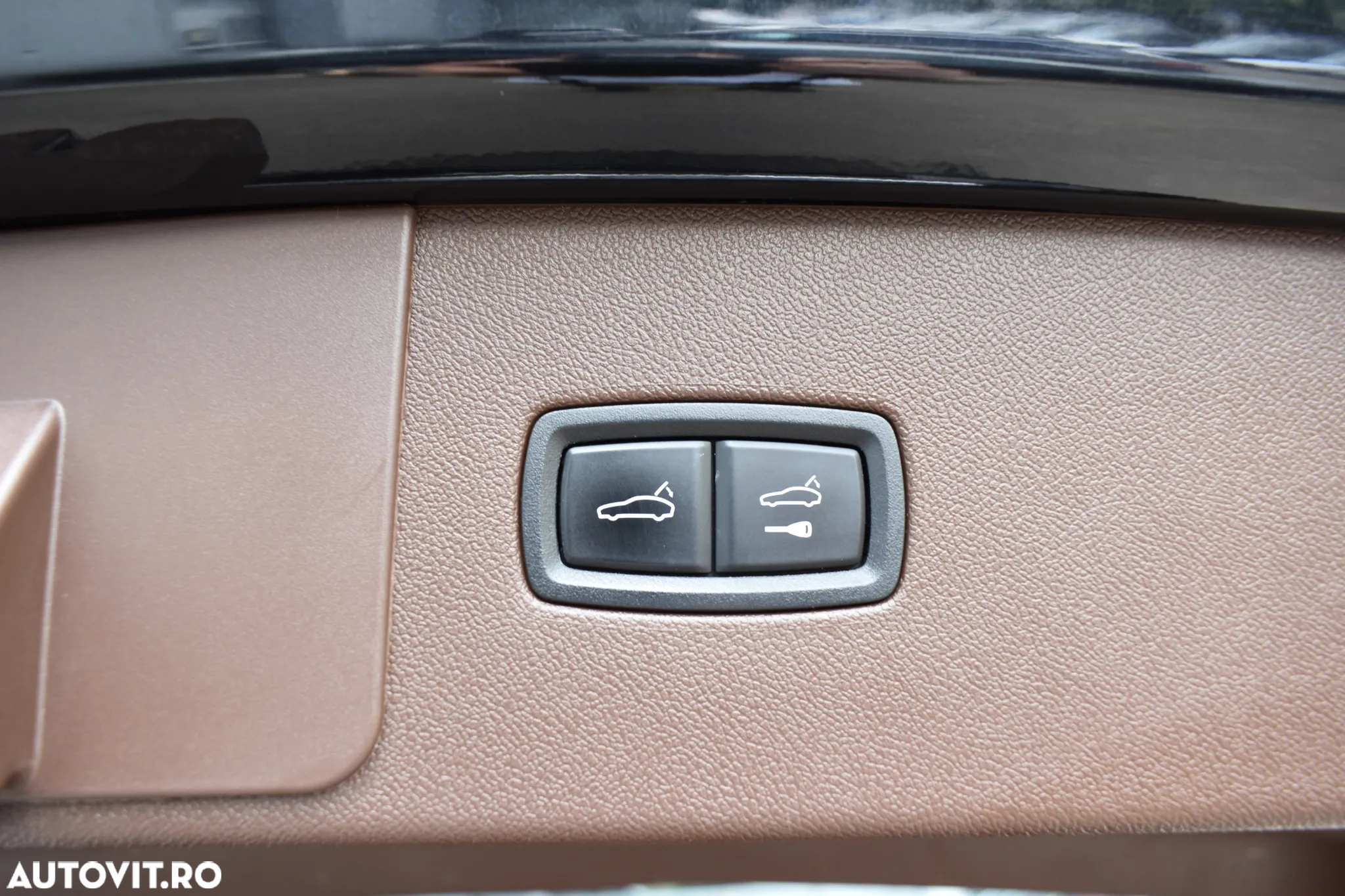 Porsche Cayenne - 32