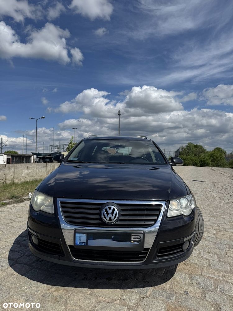 Volkswagen Passat 2.0 TDI Trendline - 2