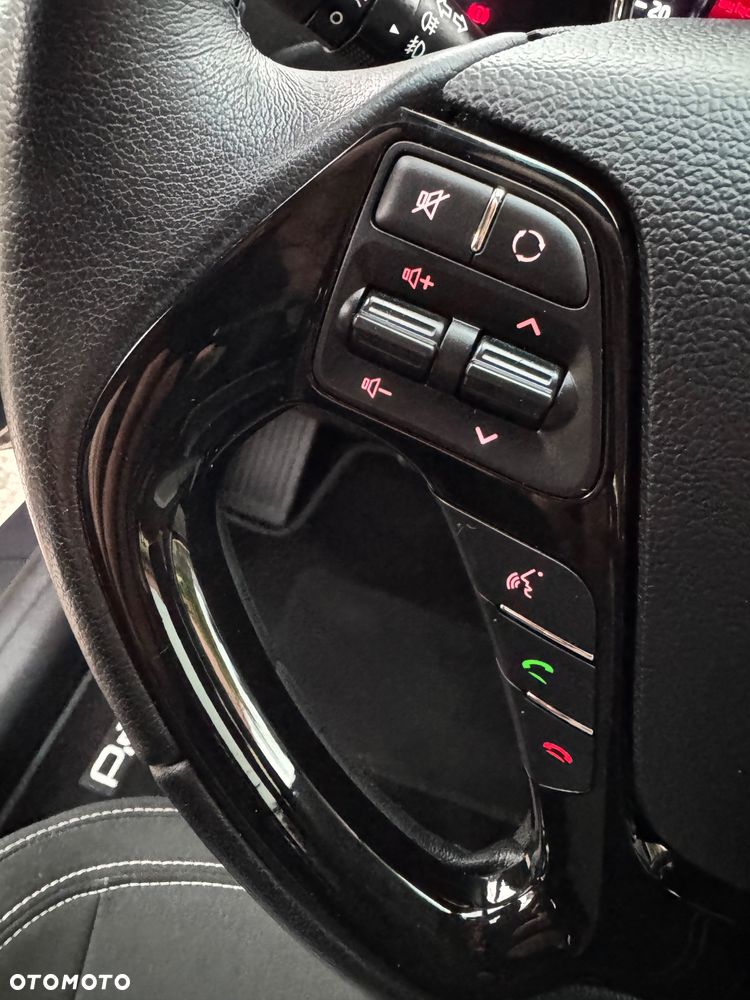 Kia Ceed 1.6 GDI Dream-Team Edition - 29