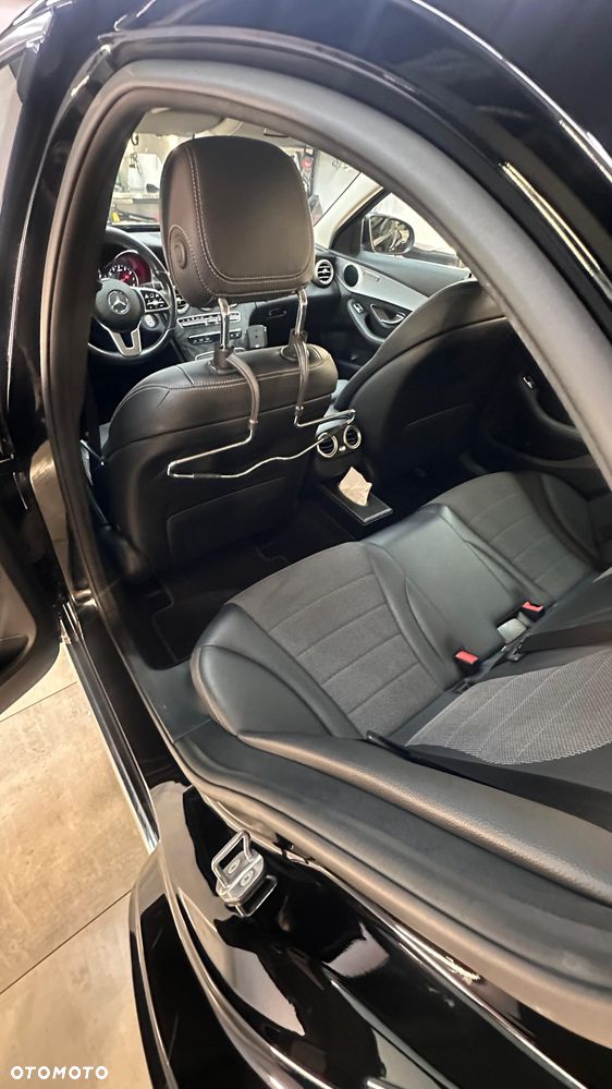Mercedes-Benz Klasa C 180 Business Edition 9G-TRONIC - 19