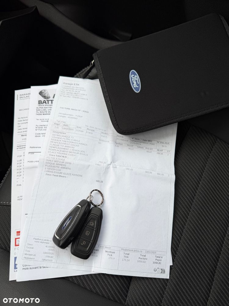 Ford Kuga 2.0 TDCi Titanium S - 32