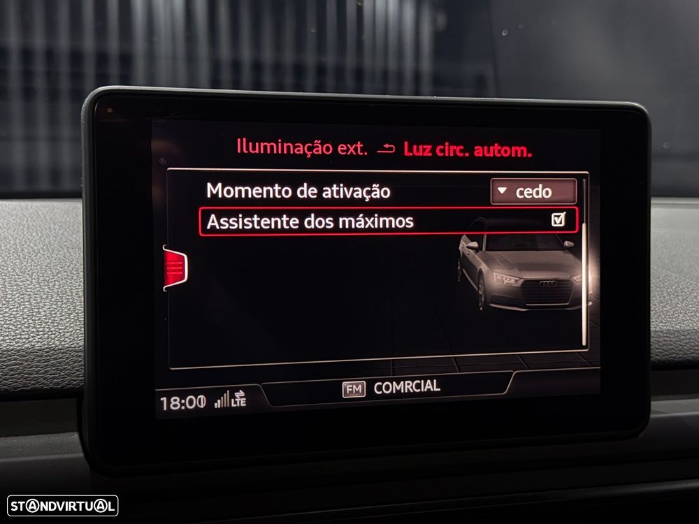 Audi A4 Avant 2.0 TDI ultra S tronic sport - 25