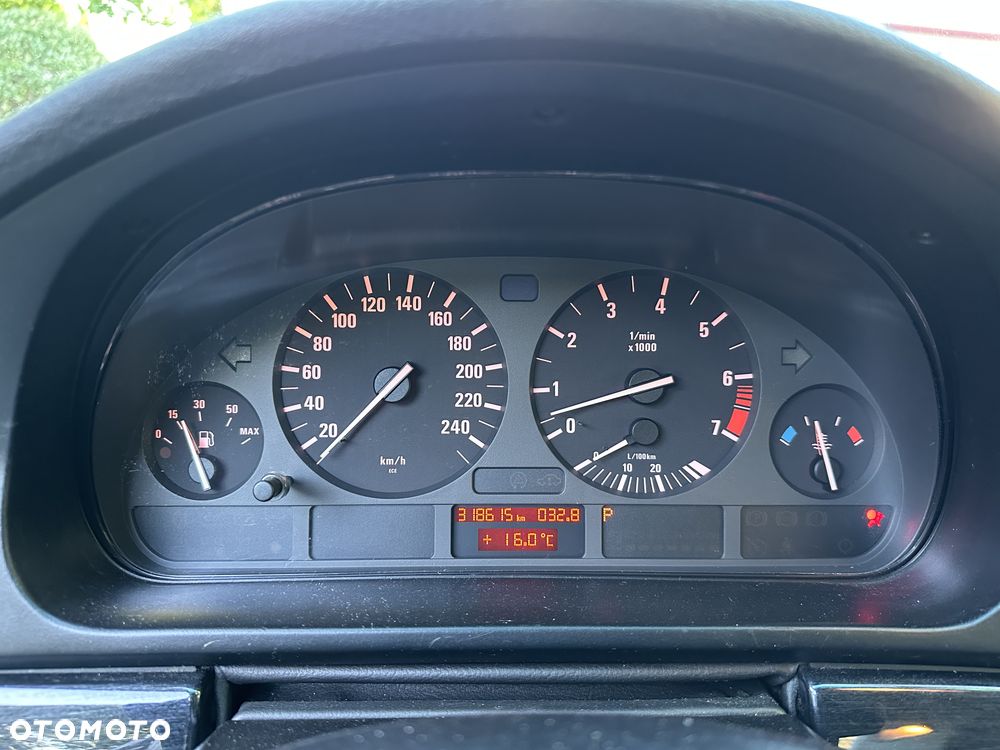 BMW Seria 5 - 8