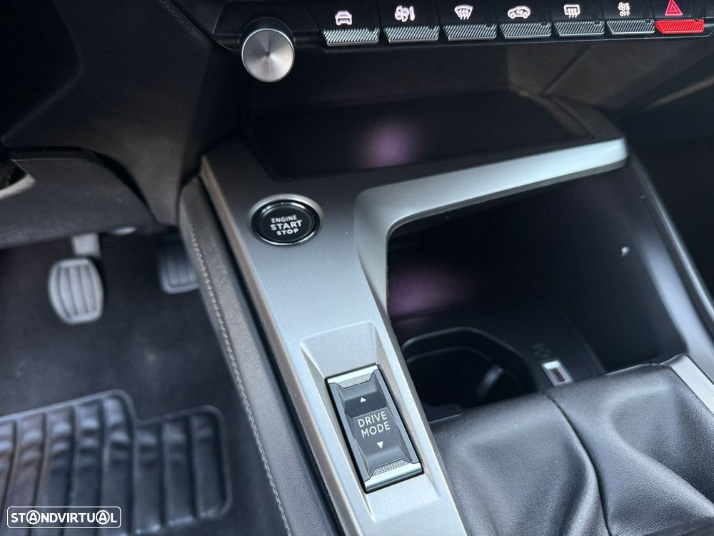 Peugeot 308 1.2 PureTech Allure - 21