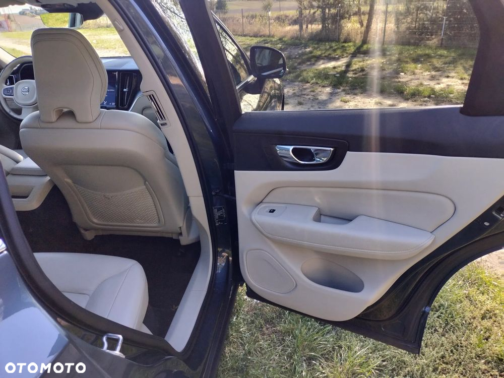 Volvo XC 60 B4 D Geartronic Inscription - 38