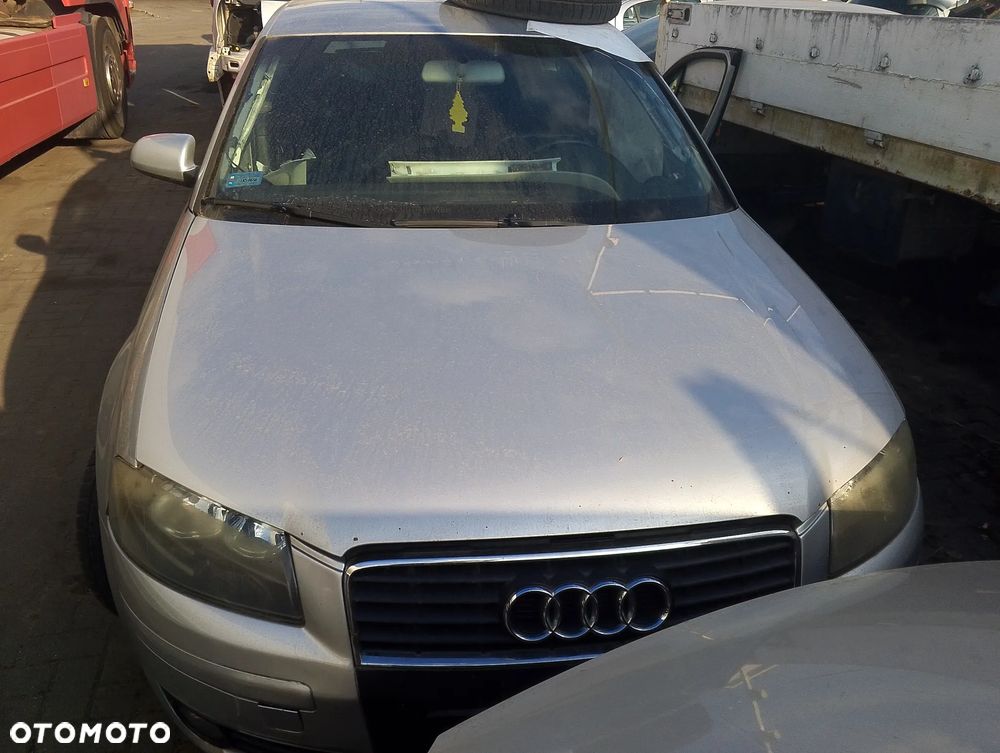 KOMPLETNY PRZÓD Audi A3 8P Przedlift 04-13r. lakier kolor LY7W srebrny. Europa MASKA LAMPA ZDERZAK BŁOTNIK GRILL ATRAPA PAS PRZEDNI WZMOCNIENIE CZOŁOWE CHŁODNICA HALOGEN do założenia bez malowania - 8