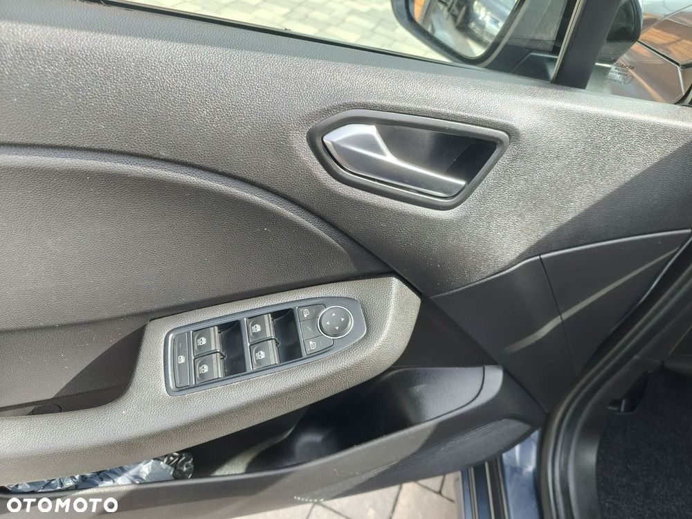 Renault Clio - 17