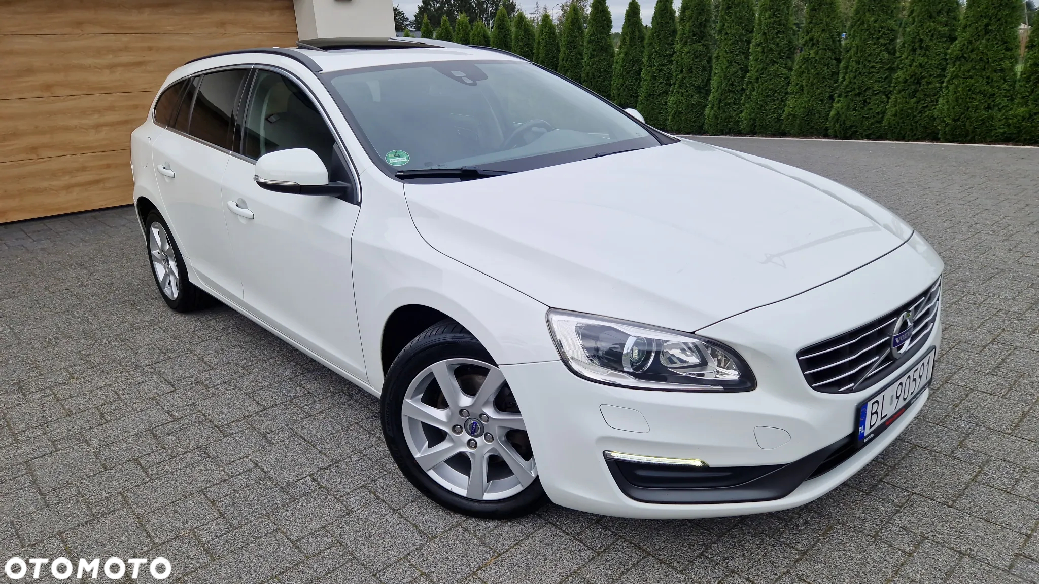 Volvo V60 D3 Momentum - 26
