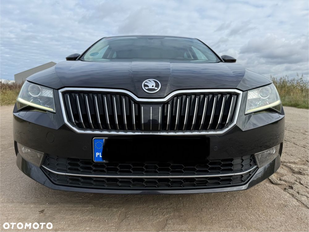 Skoda Superb 2.0 TDI Ambition DSG - 10