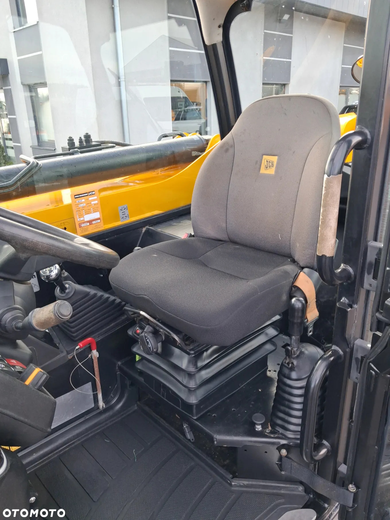 JCB 533 - 105 - 8