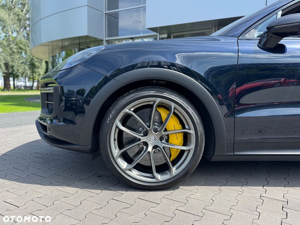 Porsche Cayenne Turbo GT - 19