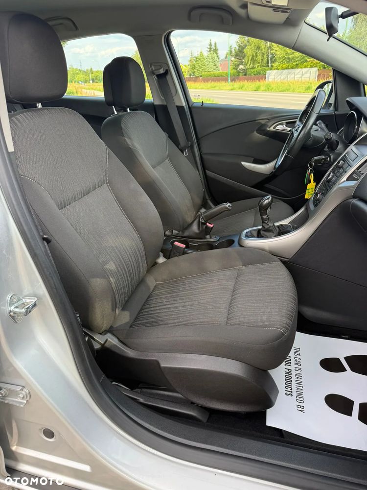 Opel Astra 1.4 Turbo - 12