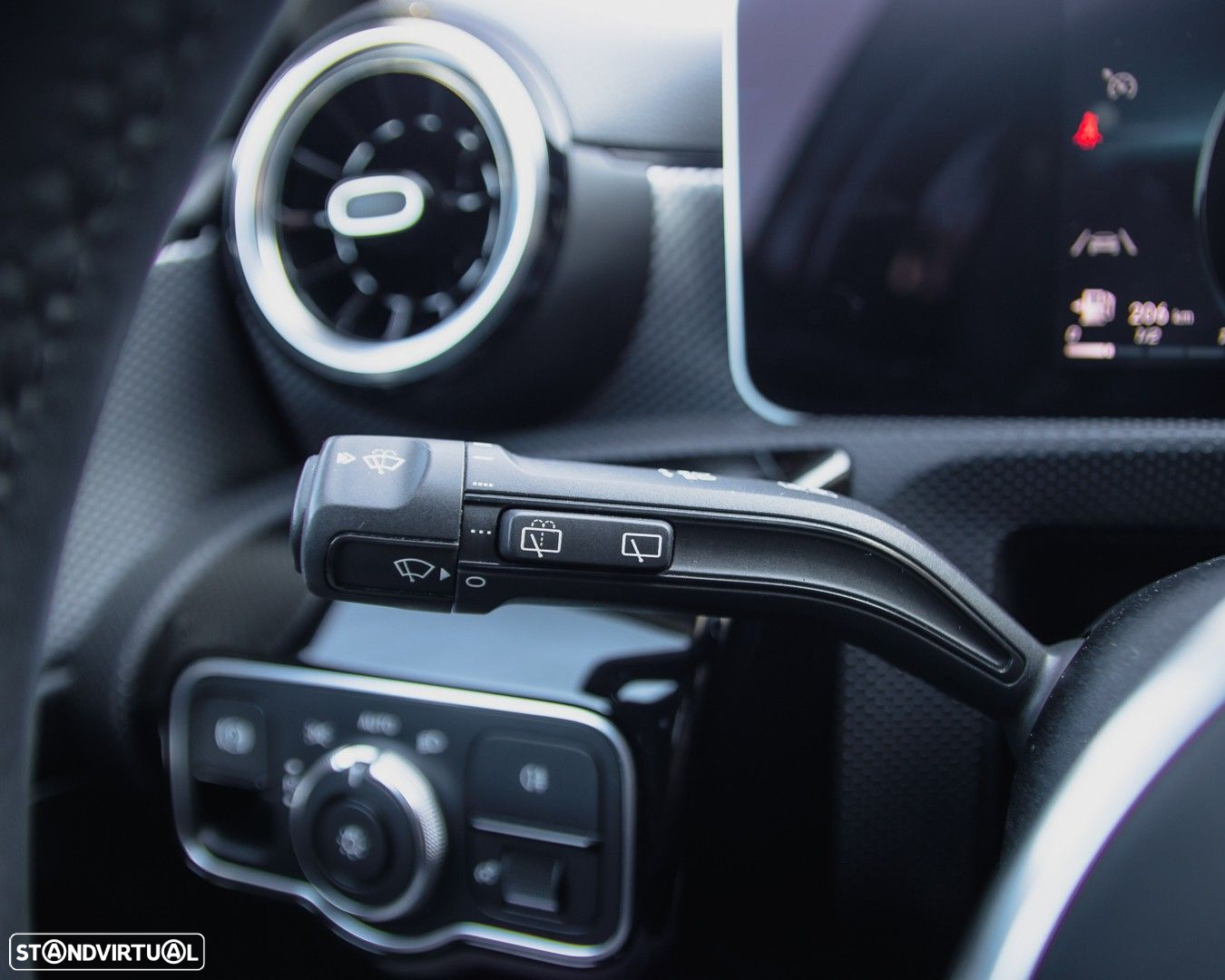 Mercedes-Benz A 180 d Aut. - 26