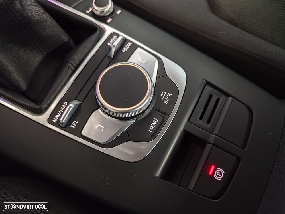 Audi A3 Sportback 1.6 TDI Sport - 28