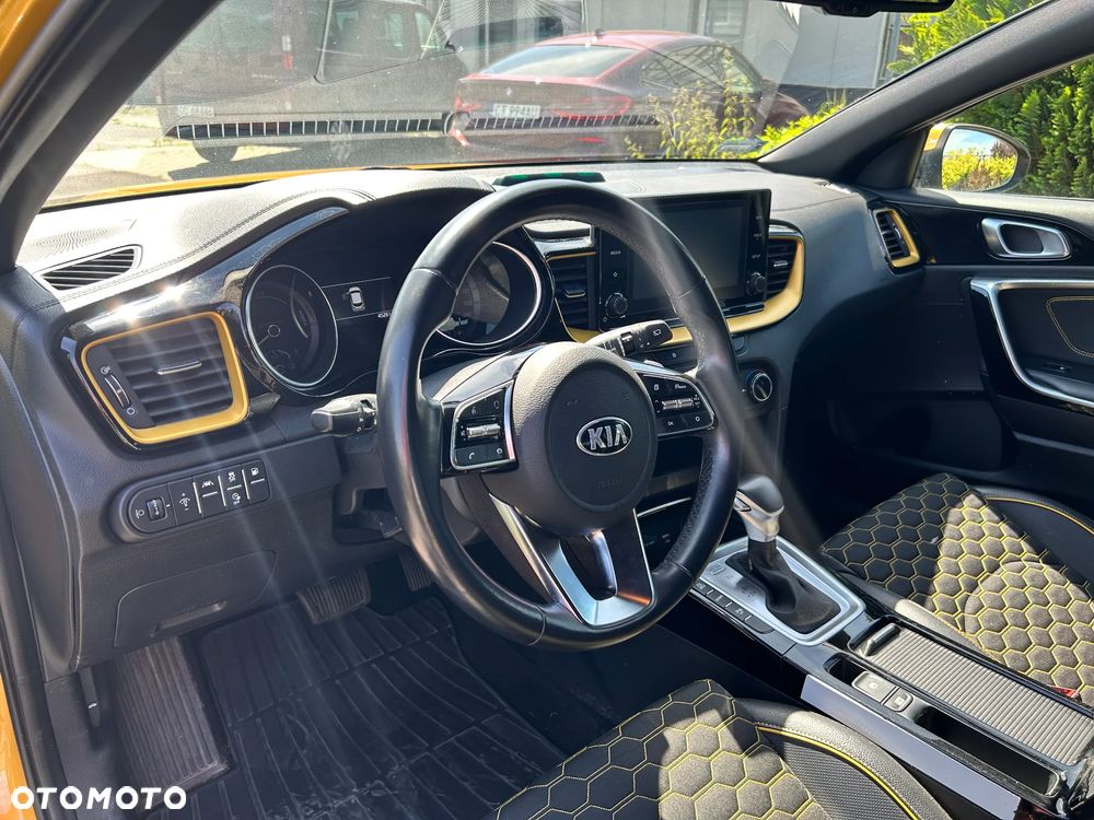 Kia XCeed ver-1-6-gdi-phev-l-dct - 17