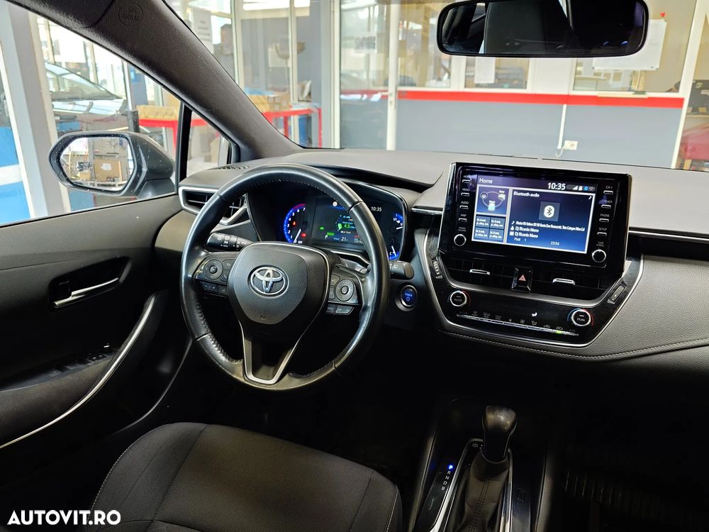 Toyota Corolla 1.8 HSD Business - 13