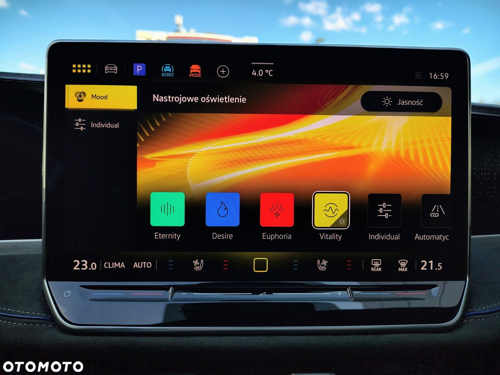 Volkswagen Passat - 20