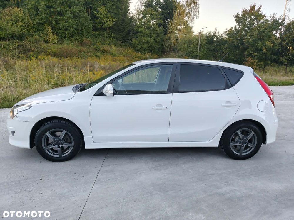 Hyundai I30 2011 photo 4