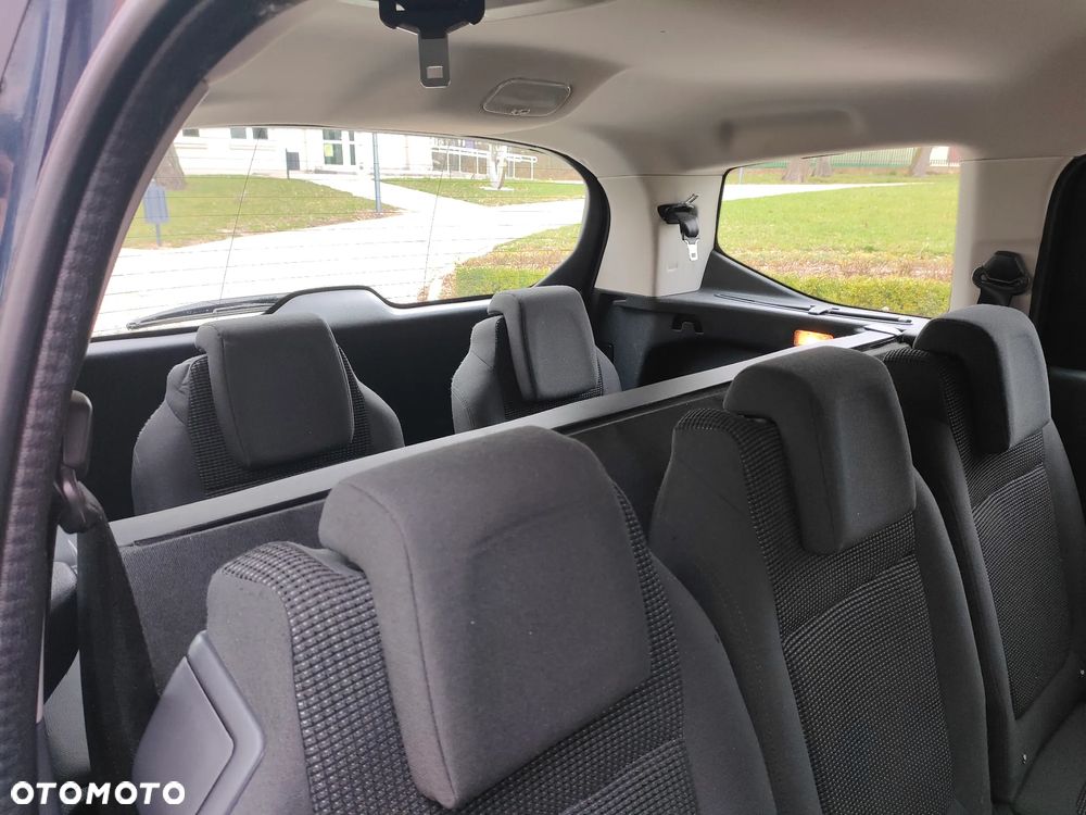 Peugeot 5008 - 18