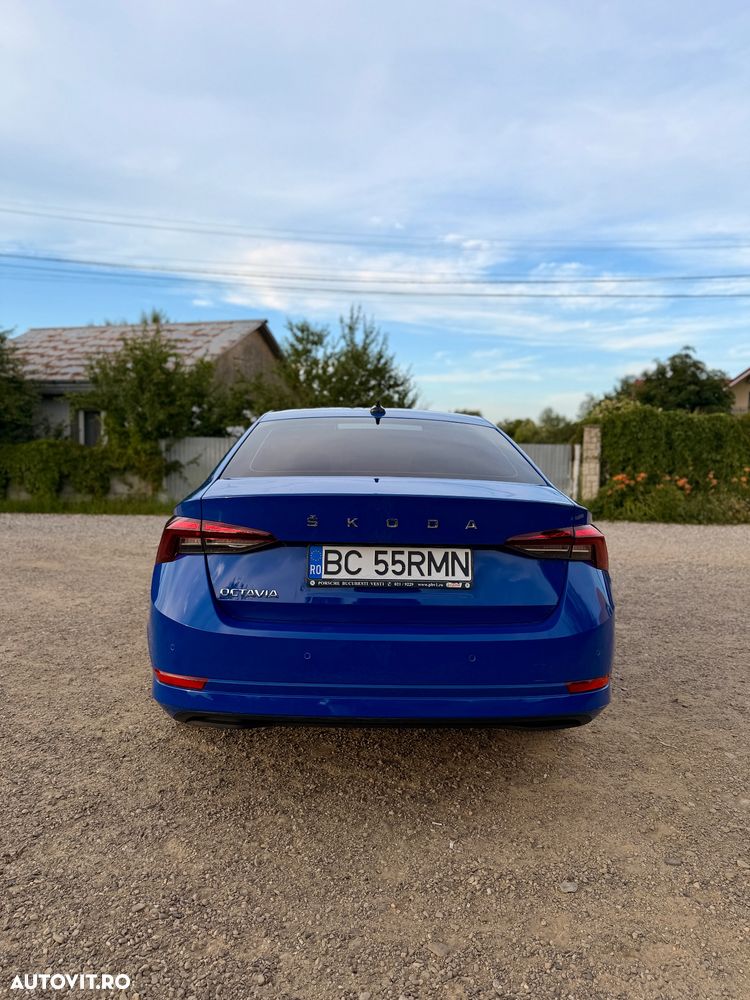 Skoda Octavia 2.0 TDI DSG Ambition - 6
