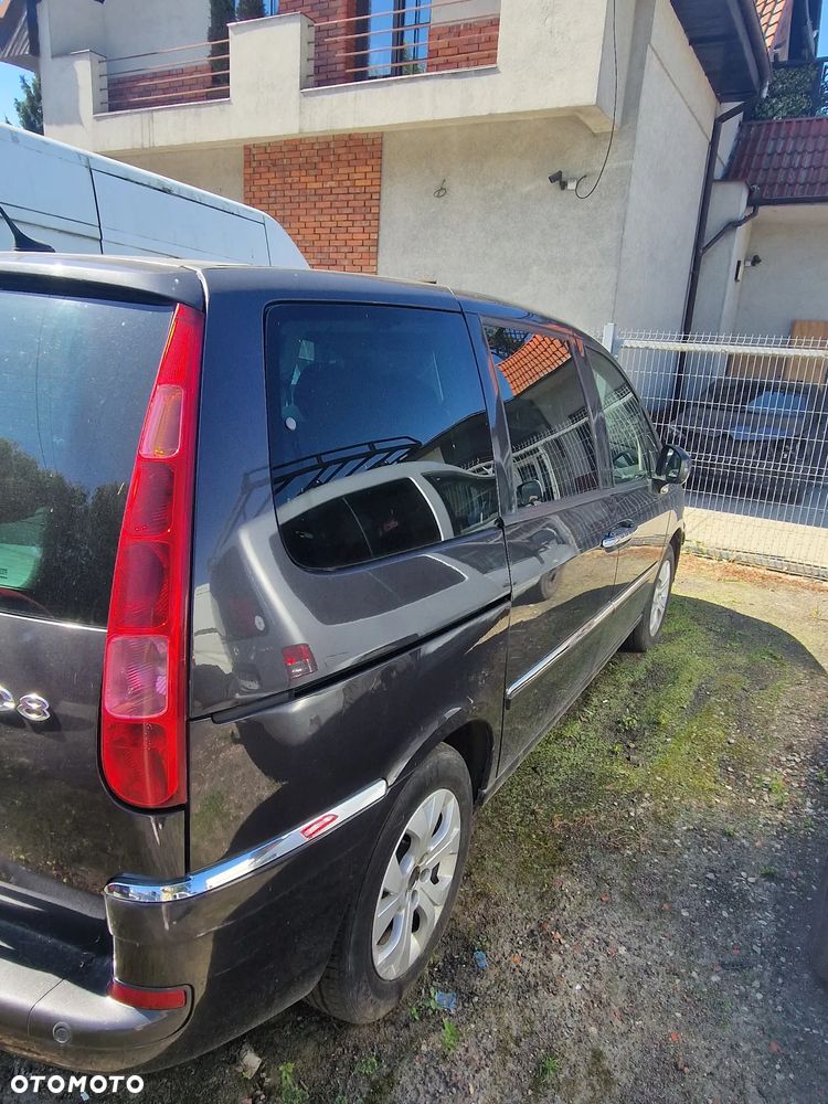 Citroën C8 2.0 HDi Exclusive - 4